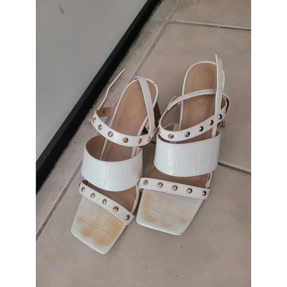 C Comfort White Sandal Heels - Picture 2 of 3